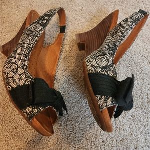 Naya Giada Pumps Heels Platform Wedges Sz 9.5 M Black Peep Toe Slingback Sandals